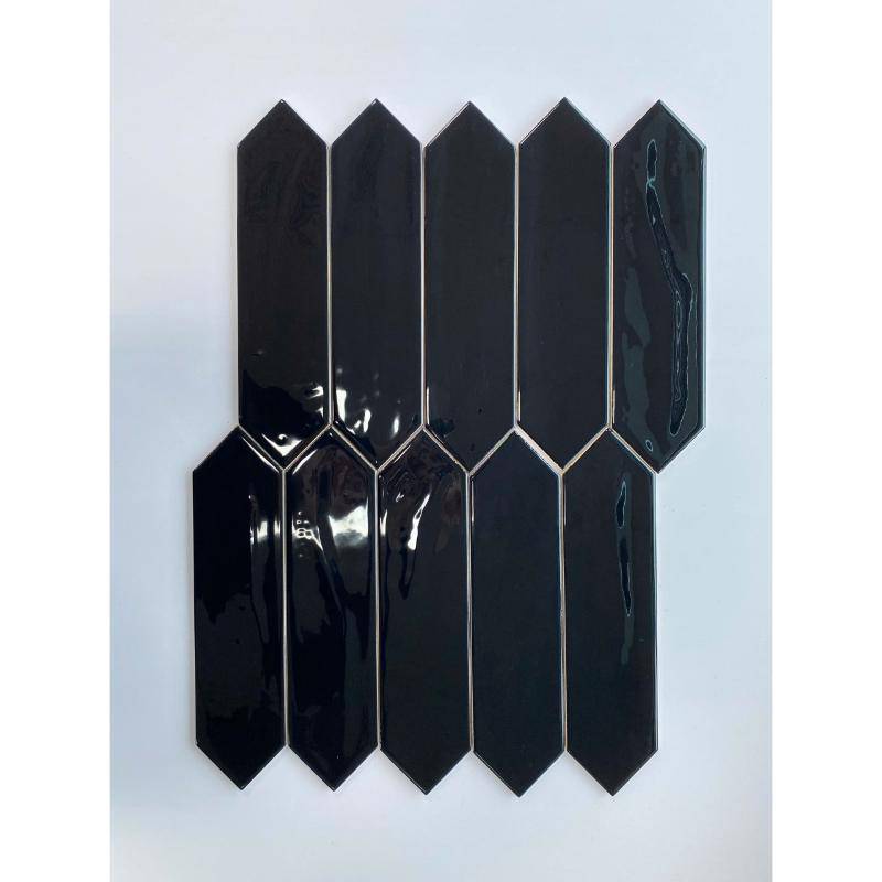 Gạch thẻ mũi tên màu đen bóng KT 75x300mm mã 990013