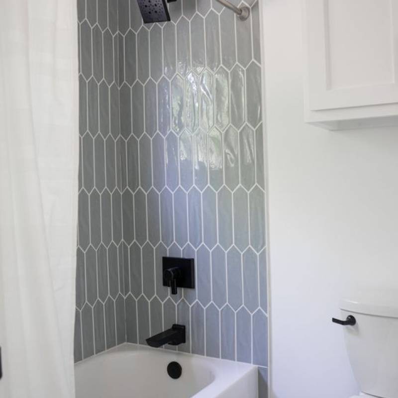 Gạch thẻ mũi tên KT 75x300 mã 75302J