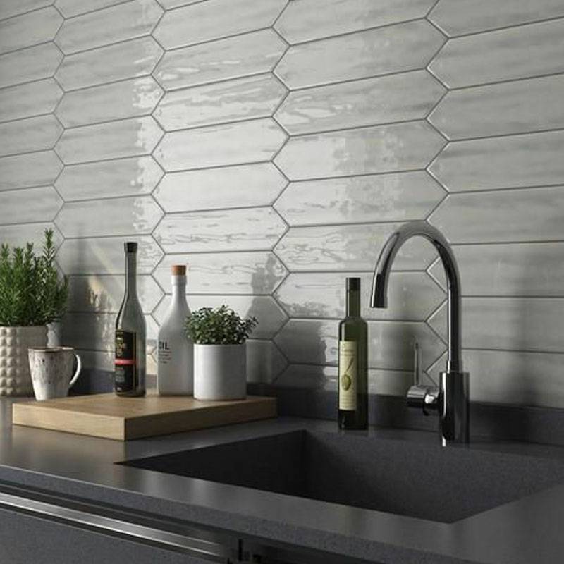 Gạch thẻ mũi tên KT 75x300 mã 75302J