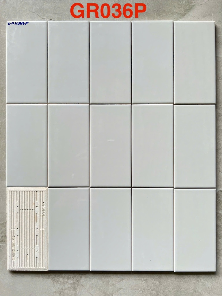 Gạch thẻ xám lạnh bóng phẳng KT 75x150mm mã STA75152